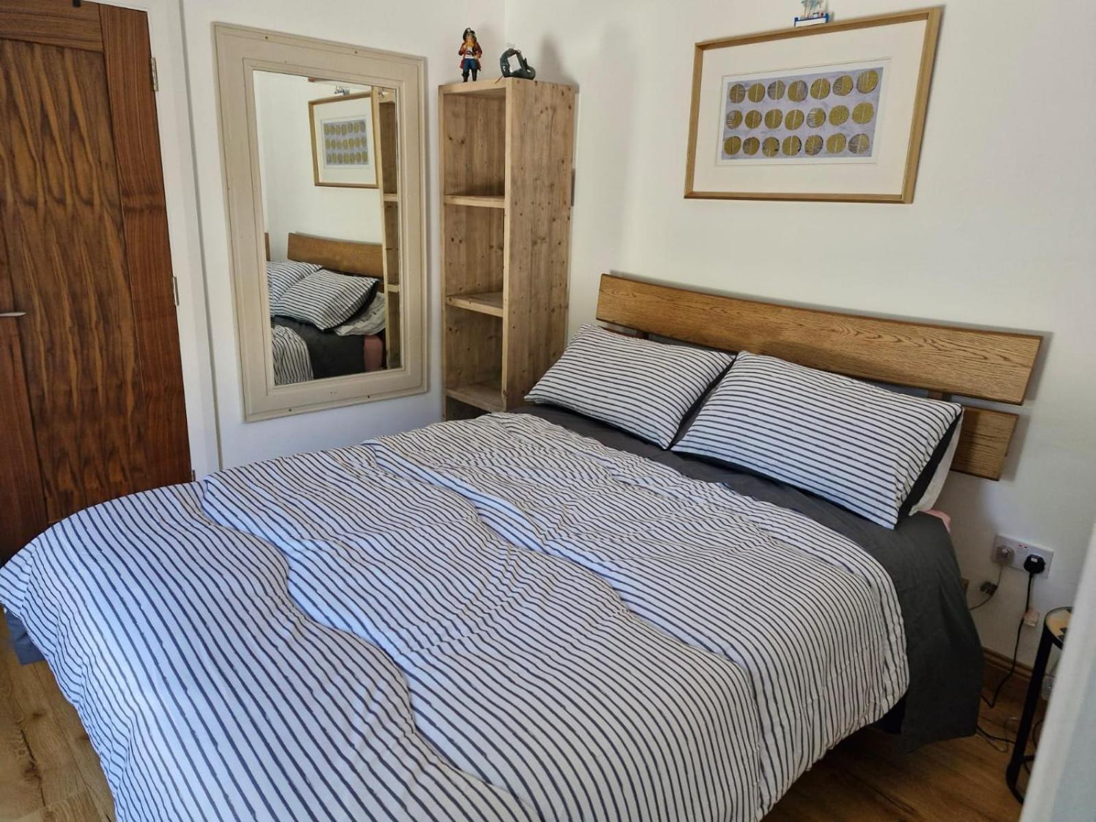 The Boathouse Apartamento Cork Exterior foto